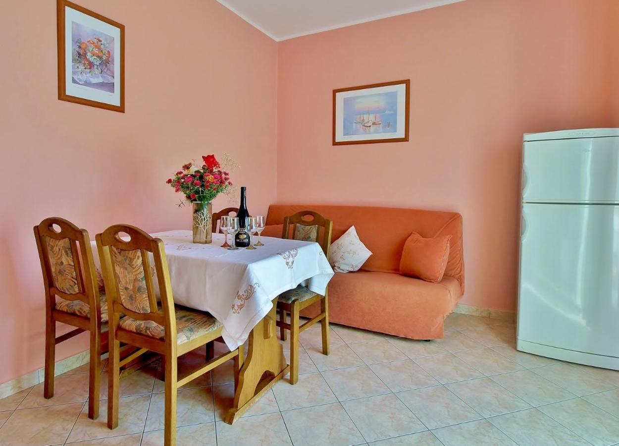 Apartments By The Sea Supetarska Draga - Donja, Rab - 4954 Exterior foto